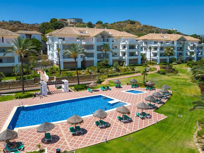 Location de vacances pour 6 personnes, avec Terrasse et Piscine dans La Cala Golf
