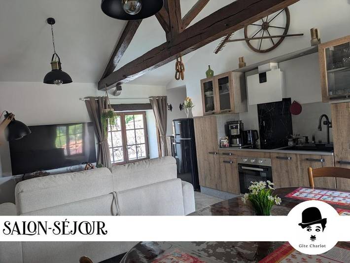 Gîte pour 4 personnes, avec vue ainsi que piscine et jardin à Migné-Auxances - 3