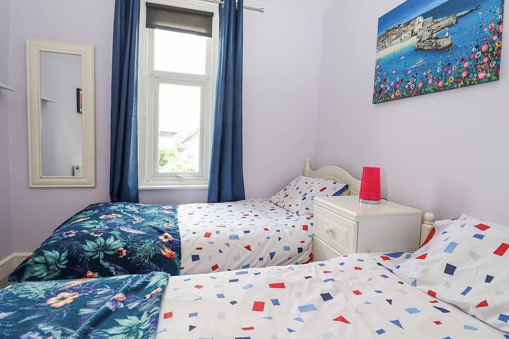 Wildlife Haven, family friendly, country holiday cottage in Margate in Botany Bay, Kent