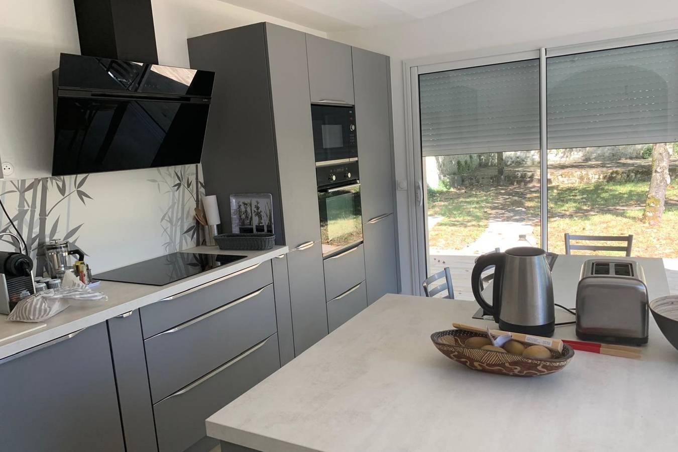 Appartement entier, Maison de caractère de 6 pièces à La Rochelle in La Rochelle, Région de La Rochelle