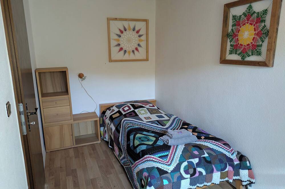 Ganze Wohnung, Familienfreundliche Wohnung im ruhigen Pfälzerwald in Trippstadt, Saar-Nahe-Bergland