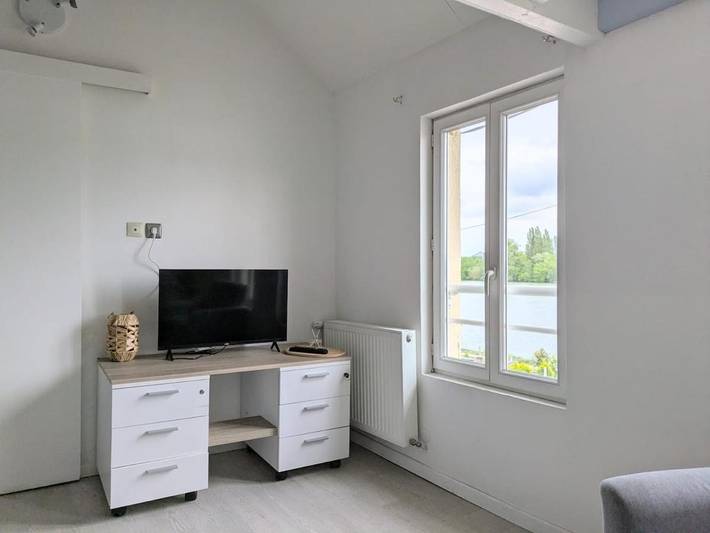 Location de vacances pour 6 personnes, avec vue ainsi que terrasse et jardin à Duclair - 2