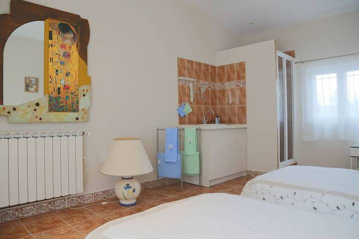 Air-conditioned villa, private pool, dogs welcome – Avignon/Uzès/Pont du Gard. in Connaux, Nimes und Umgebung