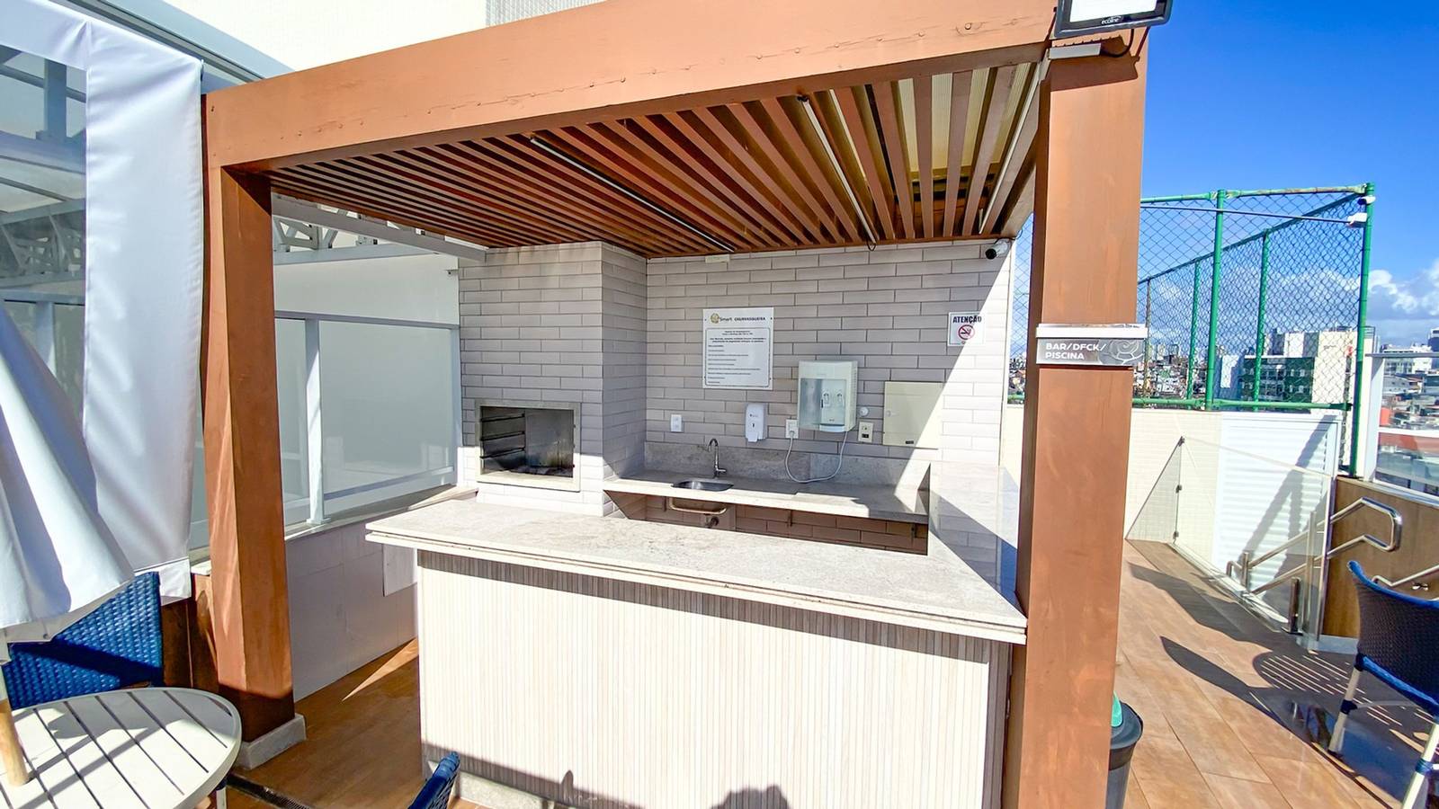 Entire apartment, Flat Beira-Mar com Varanda, Piscina e Academia in Rio Vermelho, Salvador