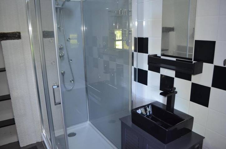 Location de vacances pour 2 personnes, avec jacuzzi et jardin à Louplande - 4