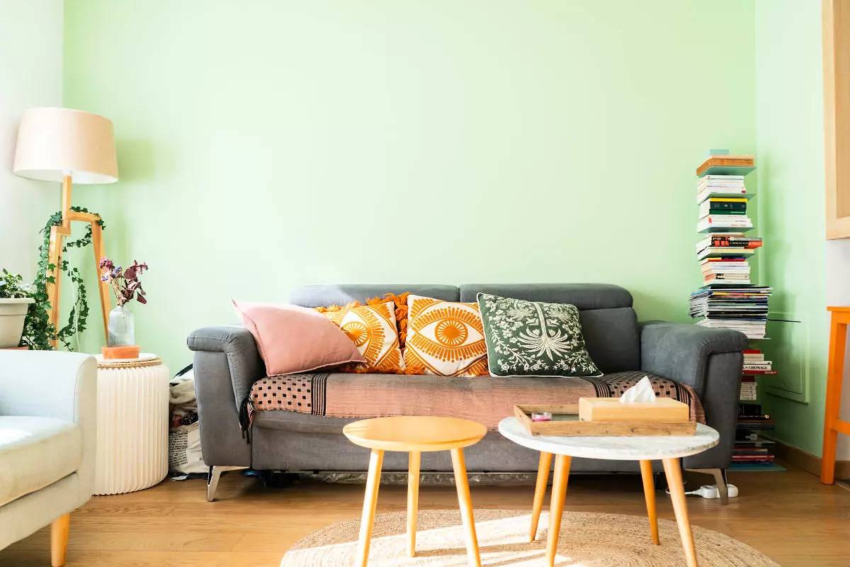 Entire apartment, Apartments for 4 Persons in Montreuil, Seine-Saint-Denis