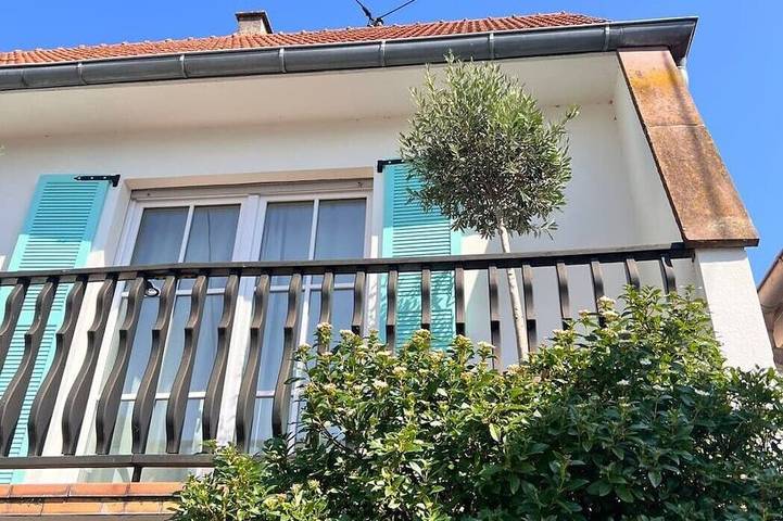 Villa pour 18 personnes, avec Balcon ainsi que Jardin et Sauna