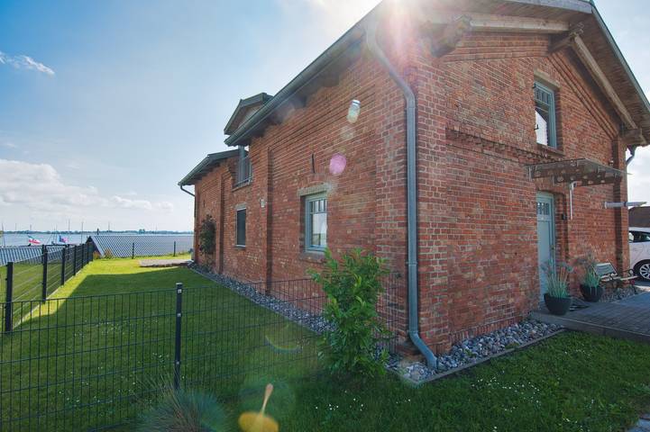 Ferienhaus für 6 Personen, mit Garten und Sauna sowie Ausblick in Sundhagen - 2