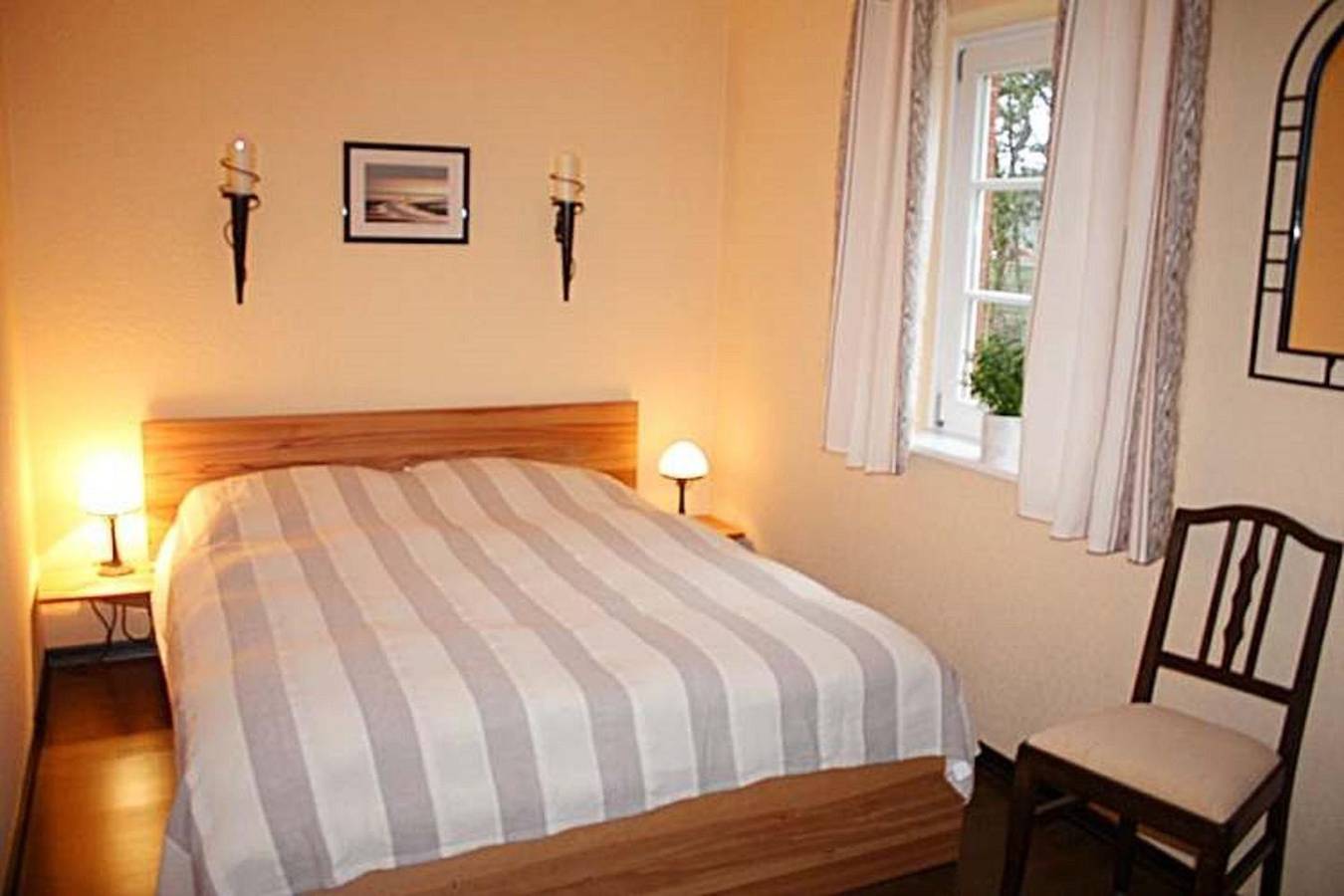 Ganze Wohnung, Ferienwohnung Am Meer in Bredland: Strandnah, Terrasse & Haustiere erlaubt in Greveling, Nieblum