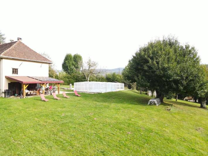 Maison de vacances pour 15 personnes, avec jardin ainsi que vue et piscine