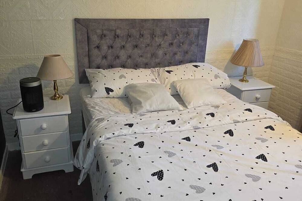 Ganze Wohnung, Cozy, Central & Clean-The Ideal Two-Bedroom Apartment for Your Next Gataway in Orkney Inseln