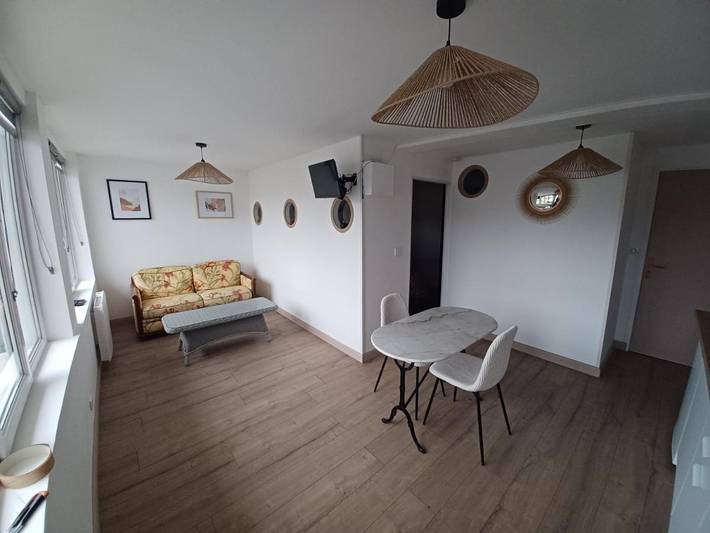 Gîte pour 2 personnes, avec terrasse à Coucy