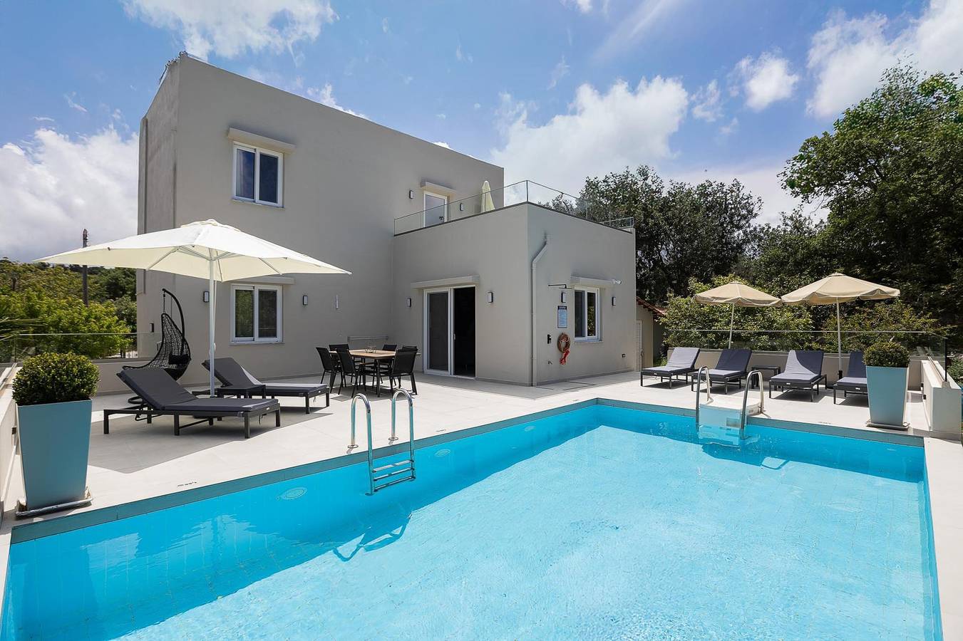 Villa Filia in Prines in Prines, Nikiforos Fokas