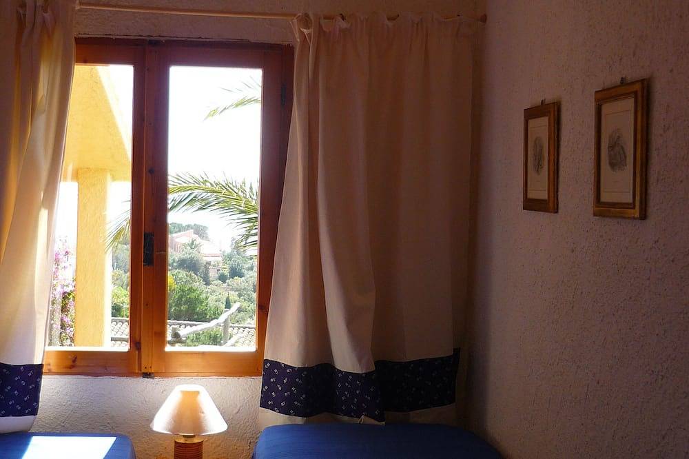 Iun / P1243 Villa Mit Schönem Panorama, großes Wohnzimmer, drei Loggien mit Meerblick, in Torre delle Stelle, Maracalagonis