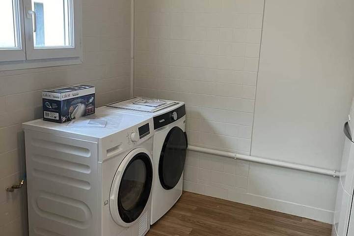 Gîte pour 11 personnes, avec jacuzzi ainsi que jardin et terrasse