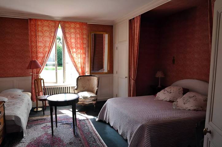 Chambre d’hôte pour 3 personnes, avec jardin à Mûrs-Erigné