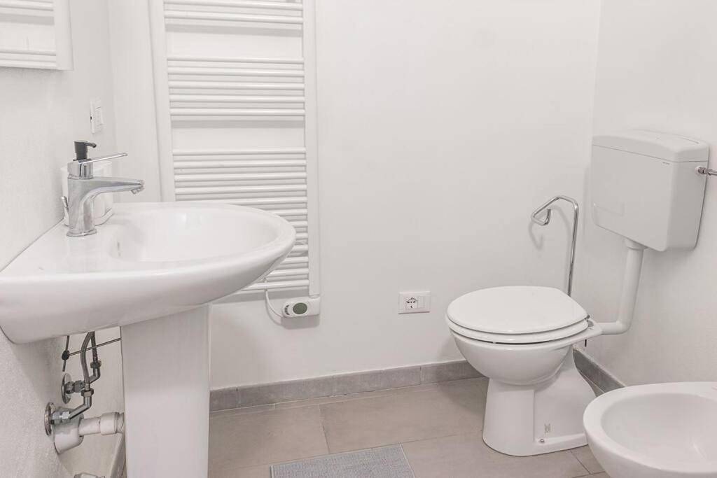 Ganze Wohnung, Staurenghi apartment 5 m from city center in Varese, Varese Provinz