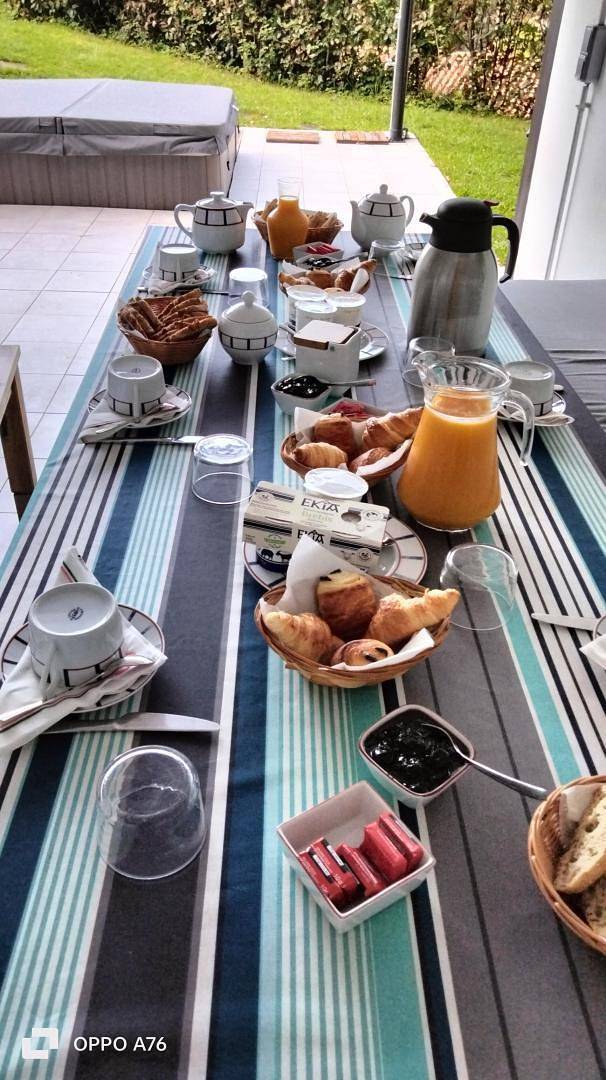 Chambre d’hôte pour 4 personnes, avec Terrasse ainsi que Jacuzzi et Jardin au Pays basque - 2