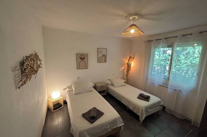 Location de vacances pour 8 personnes, avec jardin à Saint-Just-d'Ardèche - 4