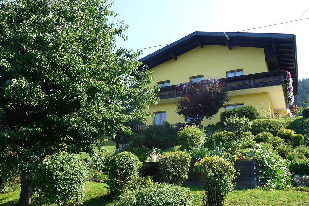 Ganze Wohnung, Ferienwohnung für bis zu 4 Personen mit herrlichen Blick auf den Millstätter See in Villach-Land