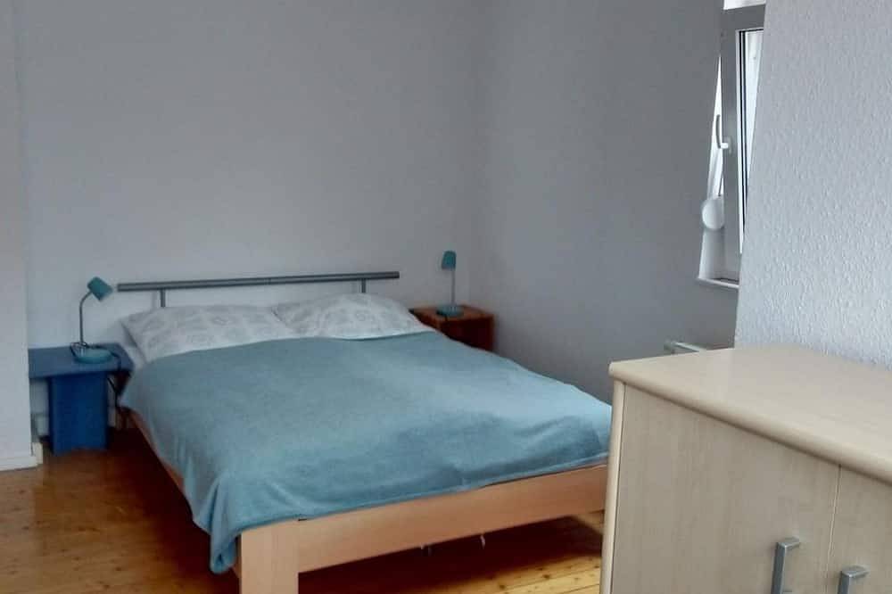Ganze Wohnung, Ferienwohnung an der Marktstraße - Appartement/Fewo, Bad, Wc, 2 Schlafräume in Bad Bergzabern, Südliche Weinstraße