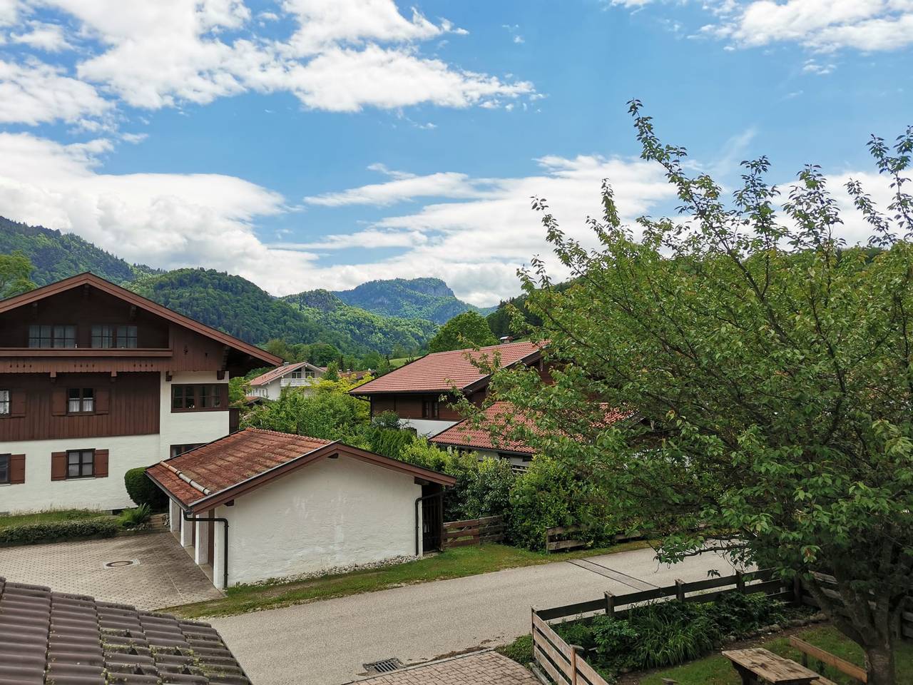 Ganze Ferienwohnung, Gipfelblick am Wössenerbach - Ferienwohnung Gipfelblick, 41 qm, bis 3 Personen, Wohnschlafraum, Balkon in Unterwössen, Bayerische Alpen