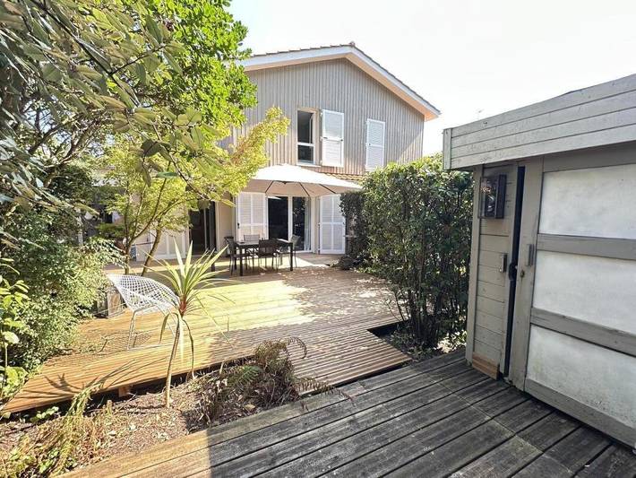 Gîte pour 4 personnes, avec Terrasse ainsi que Jardin et Vue