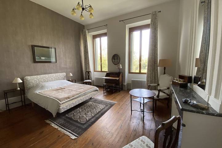 Location de vacances pour 15 personnes, avec jardin et terrasse à La Croix-Blanche - 2