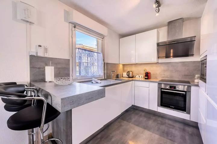 Gîte pour 6 personnes, avec piscine et balcon dans Parc de Vaugrenier - 2