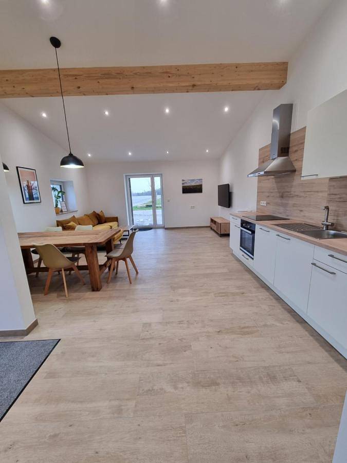 Ferienwohnung für 5 Personen, mit Terrasse und Whirlpool sowie Garten und Sauna in Rot am See - 3