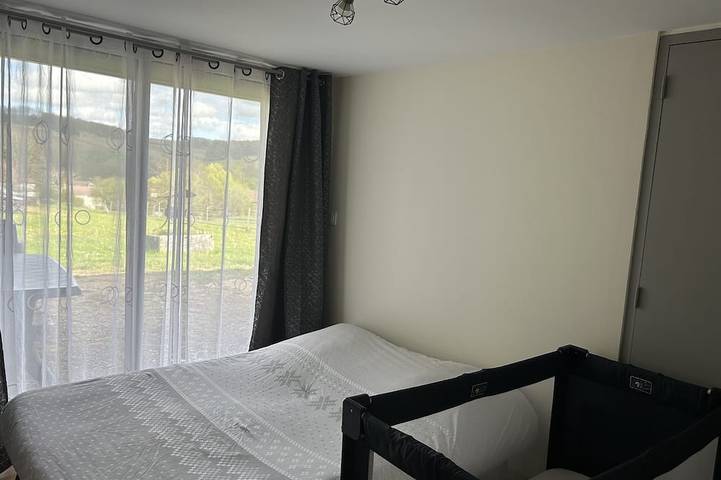 Location de vacances pour 8 personnes, avec jacuzzi et terrasse dans Meurville - 4