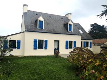 Gîte pour 11 personnes, avec jardin et terrasse dans Port Tudy