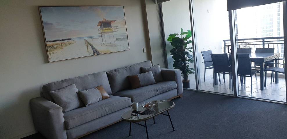 Holiday rental for 4 people, with hot tub and balcony in Gold Coast