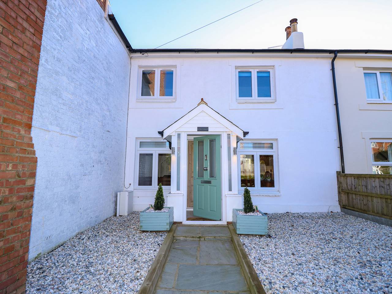 1 Star Cottages in Afton, Isle of Wight