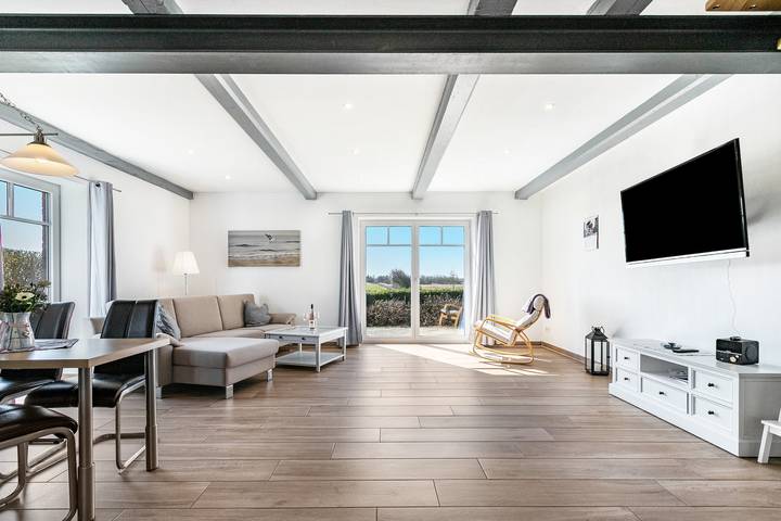 Ferienwohnung für 4 Personen, mit Seeblick und Garten in Pellworm