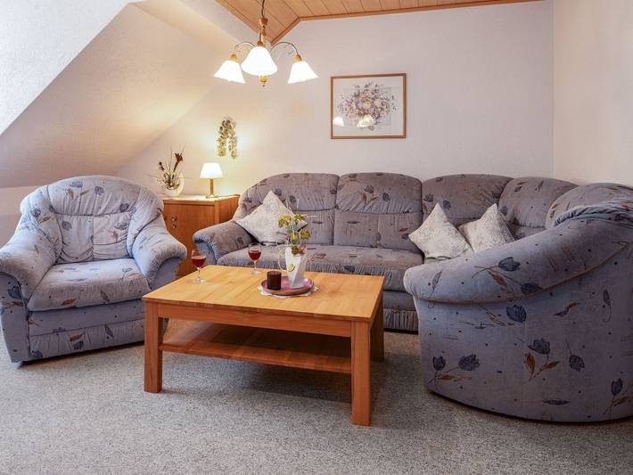 Ferienwohnung für 4 Personen, mit Terrasse und Garten, kinderfreundlich in Pottenstein - 2