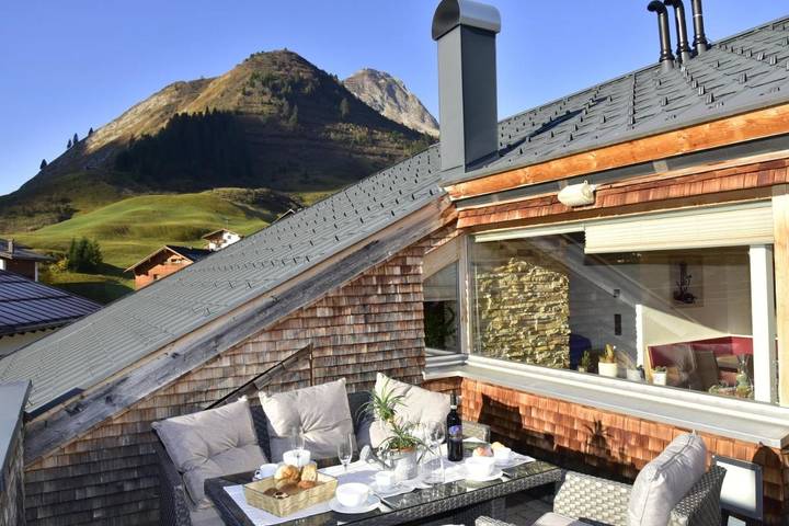 Vakantiewoning voor 4 personen, with Balkon and Terras as well as Sauna and Uitzicht in Warth