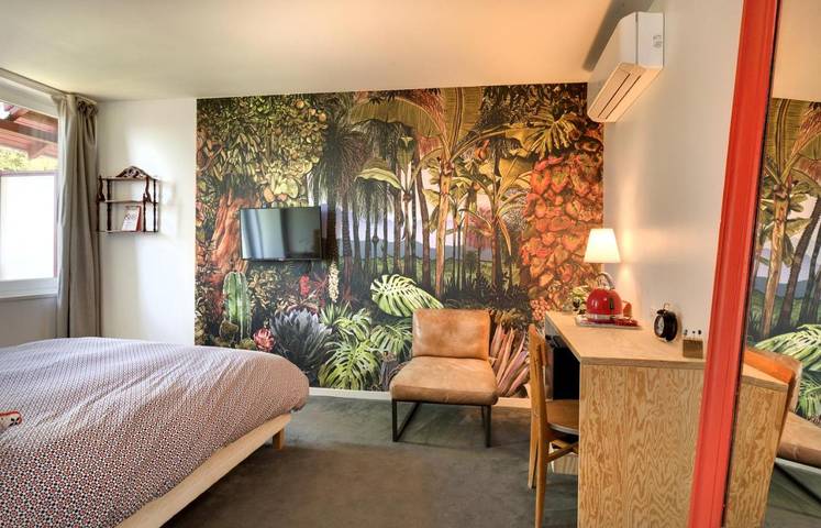 Maison d’hôte pour 5 personnes, avec vue et jardin ainsi que terrasse et piscine à Bellerive-sur-Allier - 4