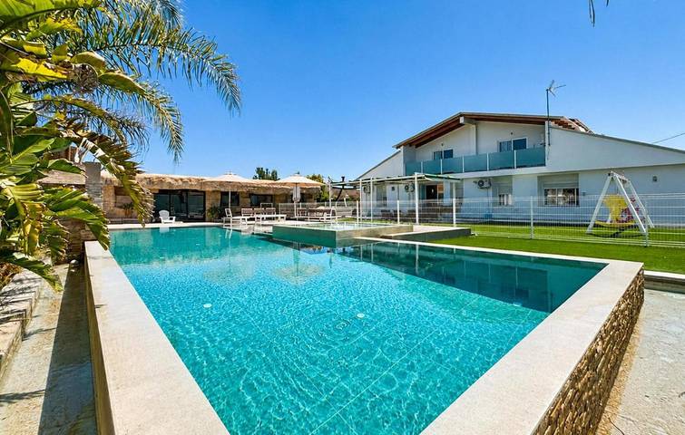 Location de vacances pour 20 personnes, avec piscine et jacuzzi, animaux acceptés à Las Torres de Cotillas