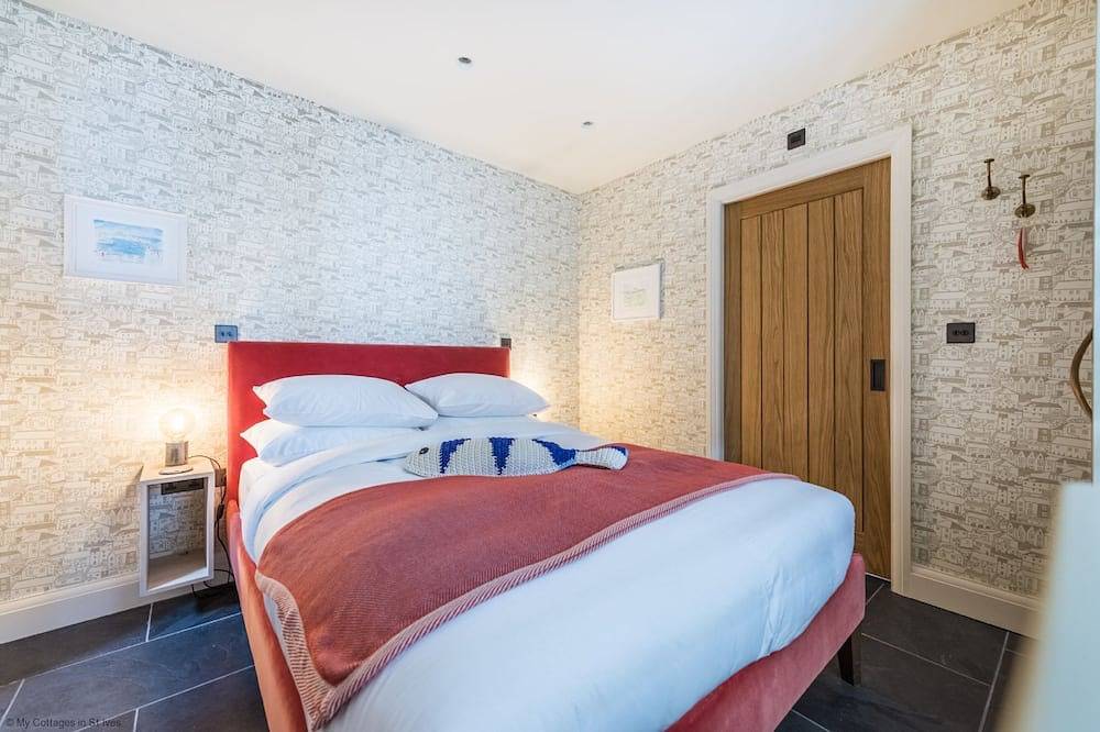 Entire apartment, Wella 5* Gold Rated Luxury Cottage in St. Ives, Cornwall