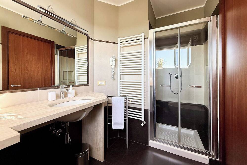 Appartement entier, Venise 30min. app.dans une villa de campagneavec piscinedans un jardin de10.000m in Casalserugo, Province de Padoue