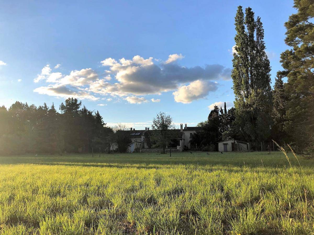 Apartment with Garden View in Caumont-sur-Durance, Vaucluse