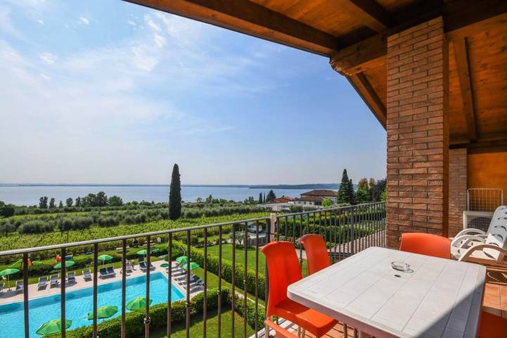 Residence per 6 persone, con idromassaggio e piscina nonché giardino - 1