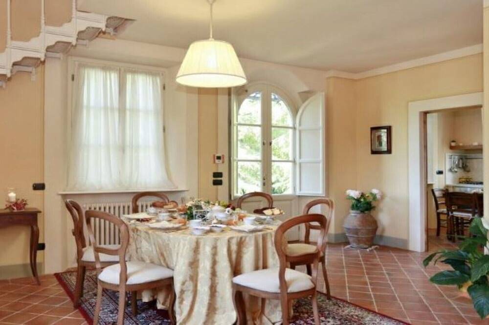 Agriturismo Borgo ai Lecci leilighet i Villa Orsucci in Orentano, Castelfranco di Sotto