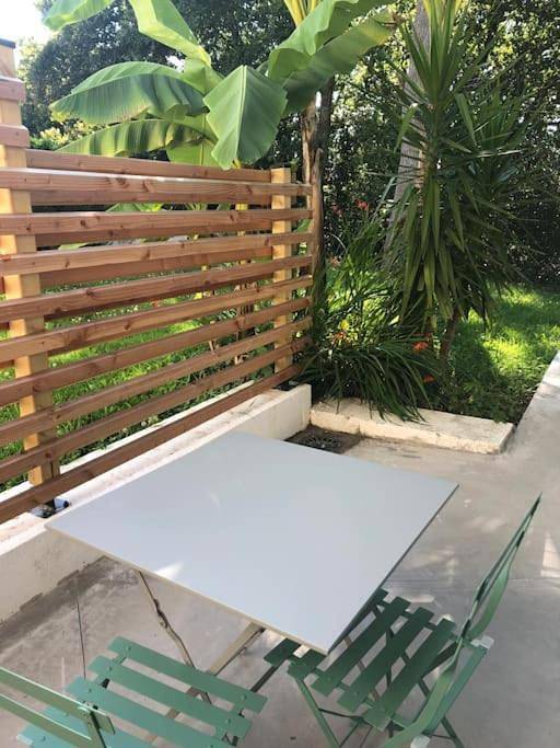Appartement entier, One-Bedroom Apartment in Bassussarry, Région de Bayonne