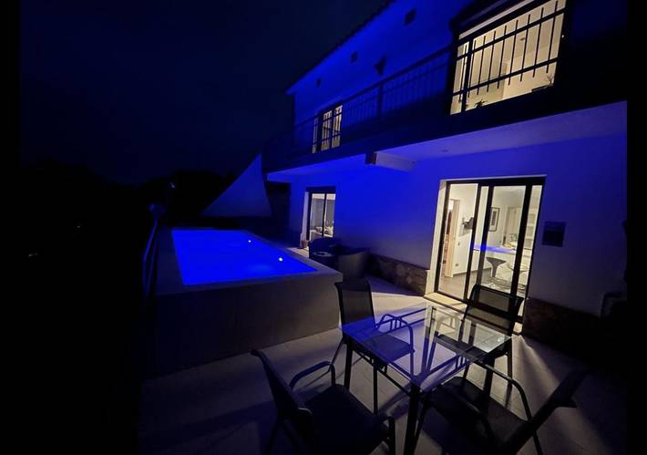 Location de vacances pour 5 personnes, avec vue ainsi que balcon et piscine à Cabrils - 4