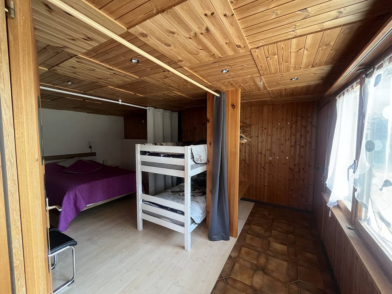 Ganze Ferienwohnung, Appartement  - Le Renouveau - Ferienwohnung für 1-4 Pers. in Montfaucon, Kanton Jura