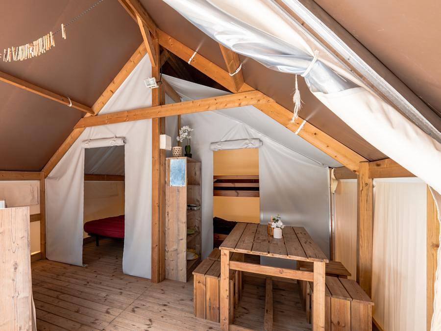 Camping Oléron Saint Tro'Park - Albergue 4 personas - Tienda Écolodge Confort 17m² (2 habitaciones) - sin sanitarios in Saint-Trojan-les-Bains, Côte de Beauté