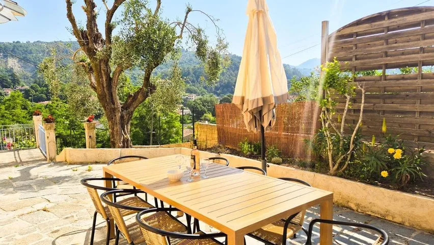 Villa für 8 Personen, mit Terrasse - 1