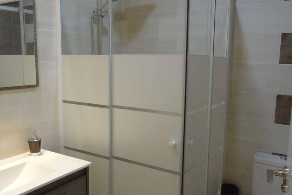 Entire apartment, Very spacious and bright apartment in the Plaza Mayor of Béjar in Béjar, Salamanca Province